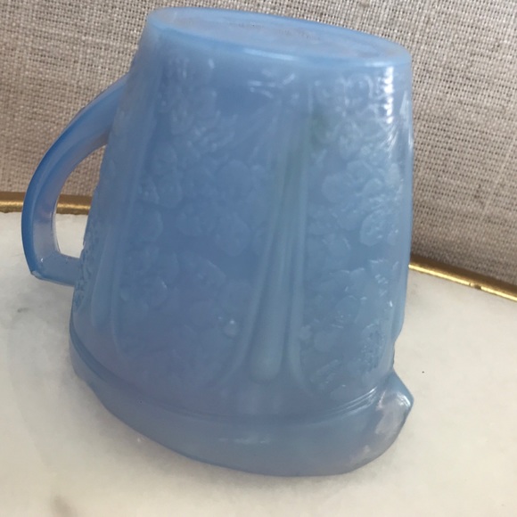 Delphite Blue Depression Glass Child's Tea Set Creamer Cherry Blossom - Picture 10 of 16